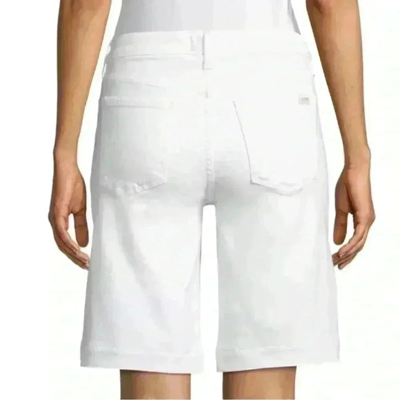 Jen7 Sculpting Bermuda Jean Shorts in White with Gold Buckle. Size 0. NWT! - Picture 2 of 16